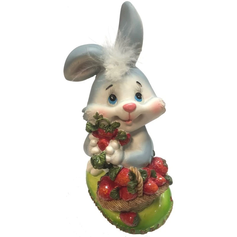 Фигурка декоративная - копилка "Кролик с клубникой", высота 17 см, "Choosing Porcelain"