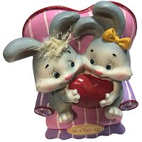 Фигурка декоративная - копилка "Кролики с сердечком", высота 16 см., "Choosing Porcelain"