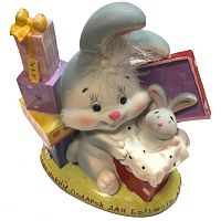 Фигурка декоративная - копилка "Кролик с подарками", высота 16 см., "Choosing Porcelain"