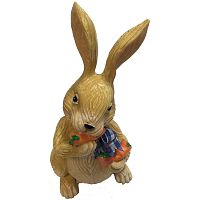 Фигурка декоративная "Заяц с морковкой", высота 16 см., "Choosing Porcelain"